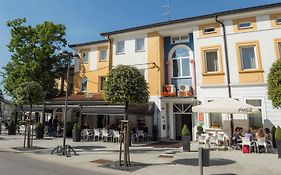 Lipa, Hotel&Bistro